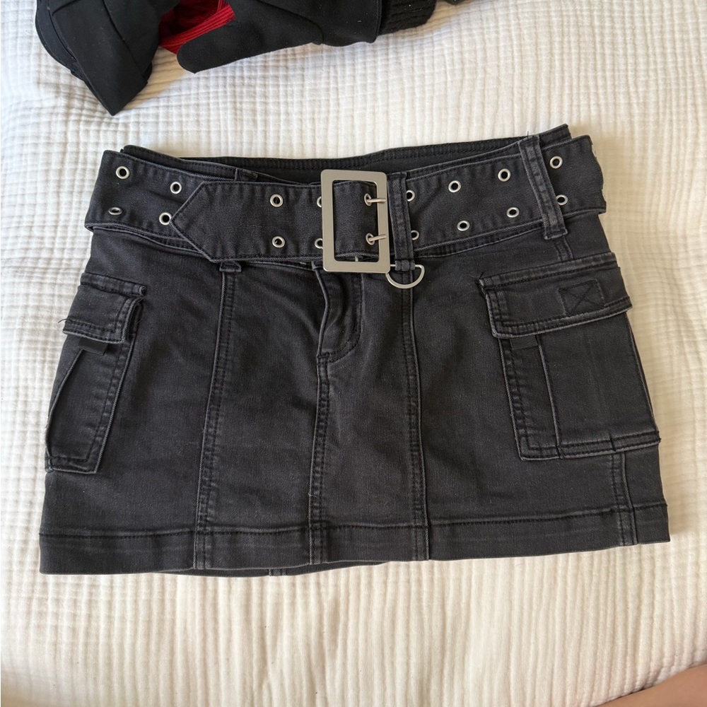 Stylish Black Denim Skirt